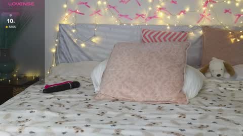 Monika online show from December 3, 3:09 am