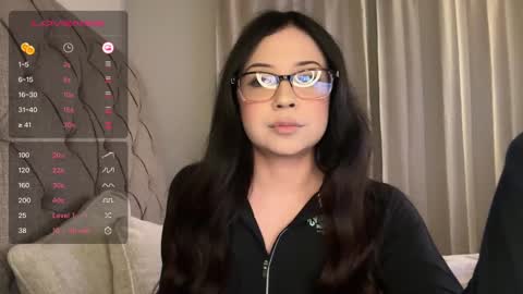 Snapshot of kittymia8 chatting on February 6, 6:51 am mia online show from February 6, 6:51 am