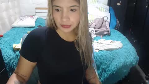 kittyzevee_ online show from September 29, 10:26 pm