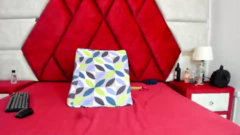 Luisa y Jairo online show from June 23, 4:38 pm