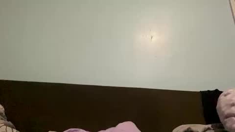 kivs19 online show from February 19, 4:44 am