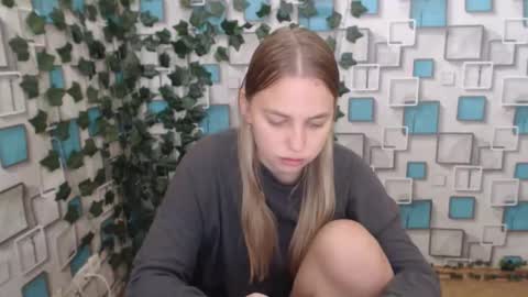 Snapshot of klerkarina chatting on September 25, 5:50 am klerkarina online show from September 25, 5:50 am