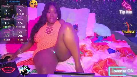 kokocherry00 online show from November 26, 4:13 am