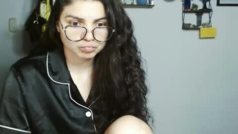 Karoll online show from January 23, 3:05 am