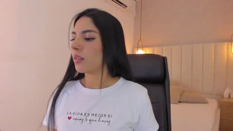 K O S M I C online show from January 11, 12:29 pm