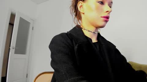 kossie_ online show from October 19, 6:54 pm