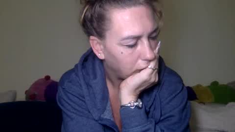 koyoteej online show from March 3, 2:10 pm