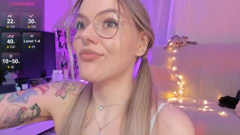 Jess online show from September 27, 4:14 pm