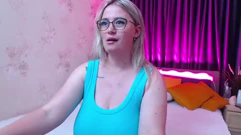 Kriss online show from June 16, 1:23 pm