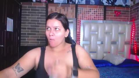 Snapshot of kriss_sweetboobs chatting on February 26, 12:27 pm kriss_sweetboobs online show from February 26, 12:27 pm