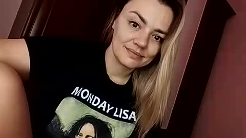 KrissSexi online show from September 19, 6:56 am