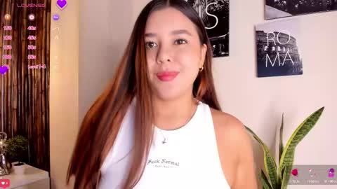 Snapshot of kristal_brown_ chatting on October 10, 12:32 pm Aria online show from October 10, 12:32 pm