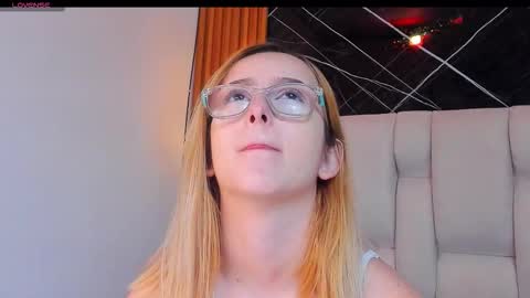 kristal online show from November 18, 12:28 pm