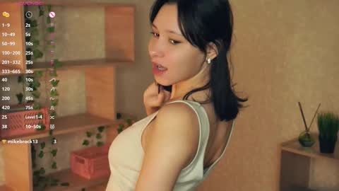 Emma online show from October 27, 7:08 pm