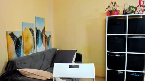 Christina online show from October 29, 8:29 am