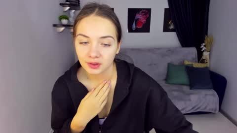 Snapshot of kristinalevis chatting on December 24, 1:16 am Kristina online show from December 24, 1:16 am