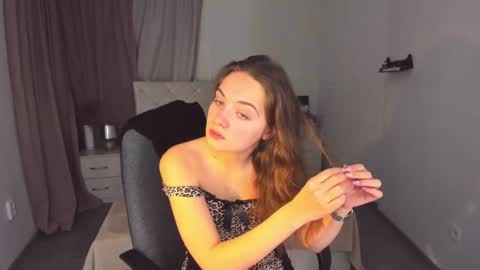 Snapshot of kristinalevis chatting on January 28, 4:52 pm Kristina online show from January 28, 4:52 pm