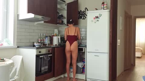 Kristi online show from March 28, 5:40 am