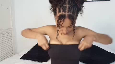 Cristina online show from October 15, 8:33 pm