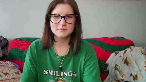 Snapshot of kunzitegoddess chatting on December 17, 9:16 pm Samantha online show from December 17, 9:16 pm
