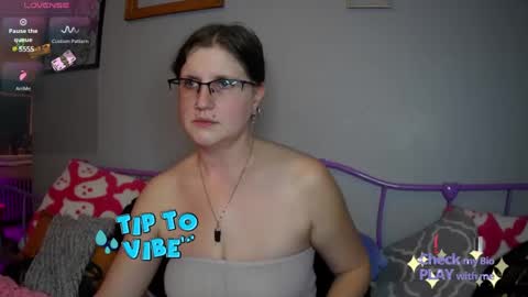 Snapshot of kunzitegoddess chatting on March 5, 12:38 am Samantha online show from March 5, 12:38 am