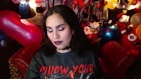 Fetiche Woman online show from November 2, 12:25 am