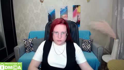 kuri_u online show from February 16, 11:54 am