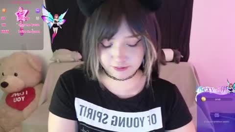 Snapshot of kurochan420 chatting on February 27, 10:53 pm Andy online show from February 27, 10:53 pm