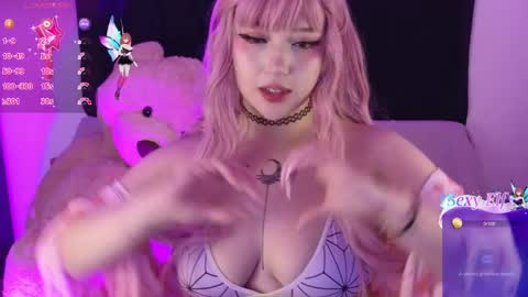 Snapshot of kurochan420 chatting on December 5, 9:39 am Andy online show from December 5, 9:39 am