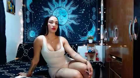 kylie online show from February 3, 9:51 pm