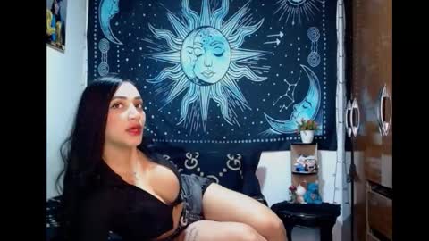 kylie online show from October 23, 8:26 pm