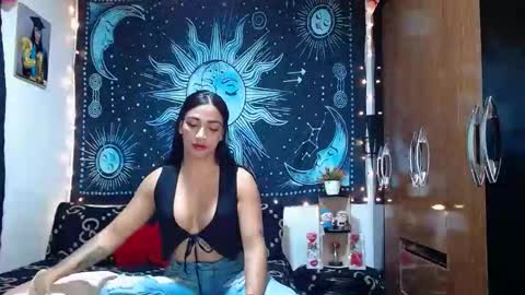 kylie online show from February 19, 9:13 pm