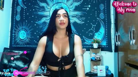 Snapshot of kylie_capricorn chatting on February 1, 9:40 pm kylie online show from February 1, 9:40 pm