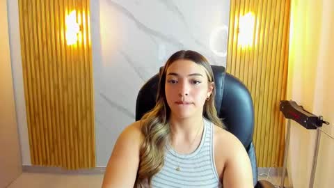Snapshot of kylie_jones6 chatting on September 15, 2:31 am KYLIE online show from September 15, 2:31 am