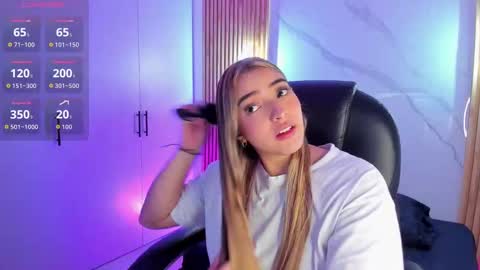  KYLIE  online show from November 24, 3:08 am