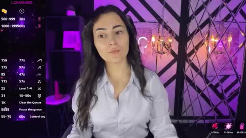 Kylie online show from February 17, 1:22 pm