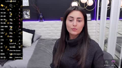 Kylie online show from January 28, 1:27 pm