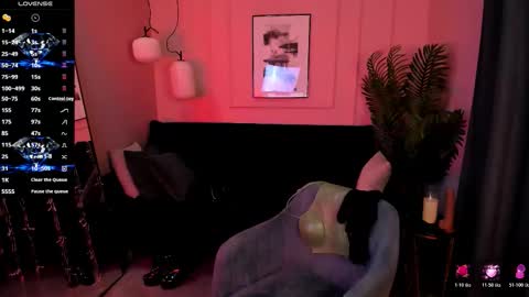 Kylie online show from March 29, 5:28 am