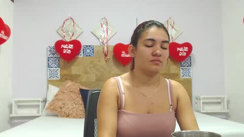 Kylie online show from February 20, 11:42 am