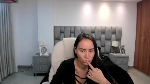 Snapshot of kymberlysweet chatting on December 28, 11:30 am Kymberly online show from December 28, 11:30 am