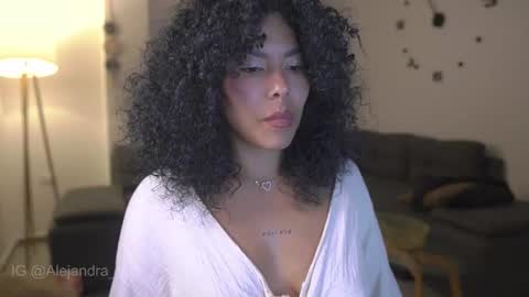 Snapshot of kyria__1 chatting on September 17, 12:08 am schedule 300 pm - 1100pm colombia time online show from September 17, 12:08 am