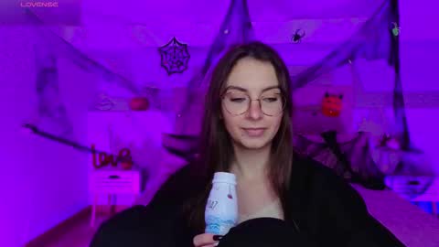 Margo  online show from October 27, 10:04 pm