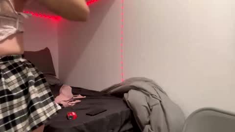 l3gendary89 online show from November 18, 8:04 am