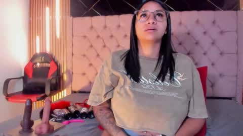 la_indiia online show from November 12, 12:14 pm