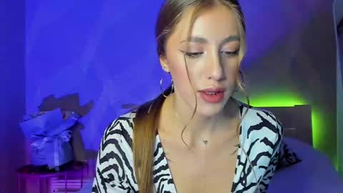 Snapshot of laangelsa chatting on January 30, 2:04 pm LaAngel online show from January 30, 2:04 pm