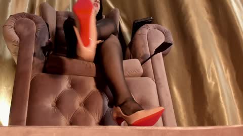 GoddessLeather online show from February 3, 4:10 pm