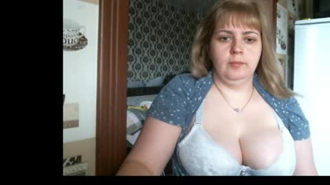 lady cute cat29 online show from June 1, 2:46 am
