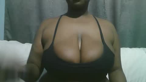 Snapshot of lady_dearra chatting on September 18, 11:31 am lady_dearra online show from September 18, 11:31 am