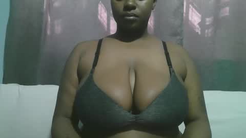 Snapshot of lady_dearra chatting on October 9, 11:36 am lady_dearra online show from October 9, 11:36 am