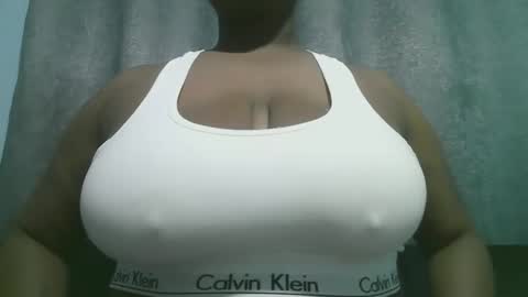 Snapshot of lady_dearra chatting on September 14, 3:04 am lady_dearra online show from September 14, 3:04 am